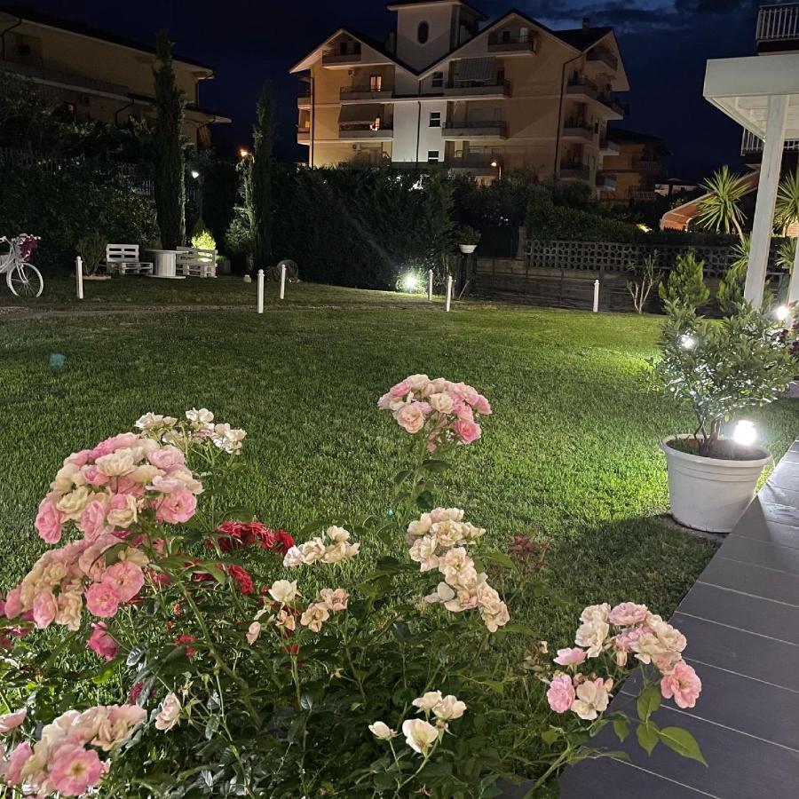 Hotel Le Ceramiche Cosenza Montalto Uffugo Esterno foto