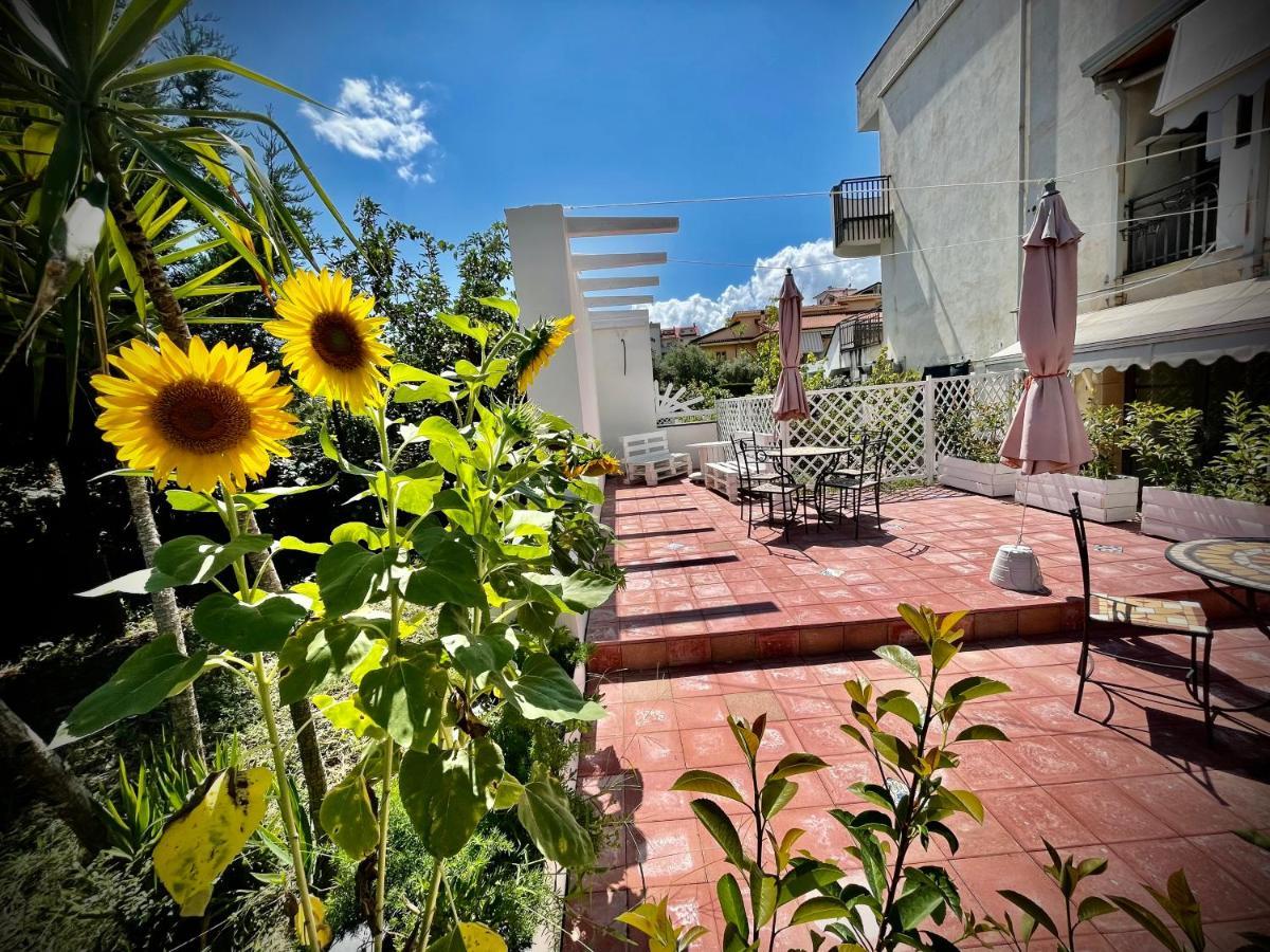 Hotel Le Ceramiche Cosenza Montalto Uffugo Esterno foto