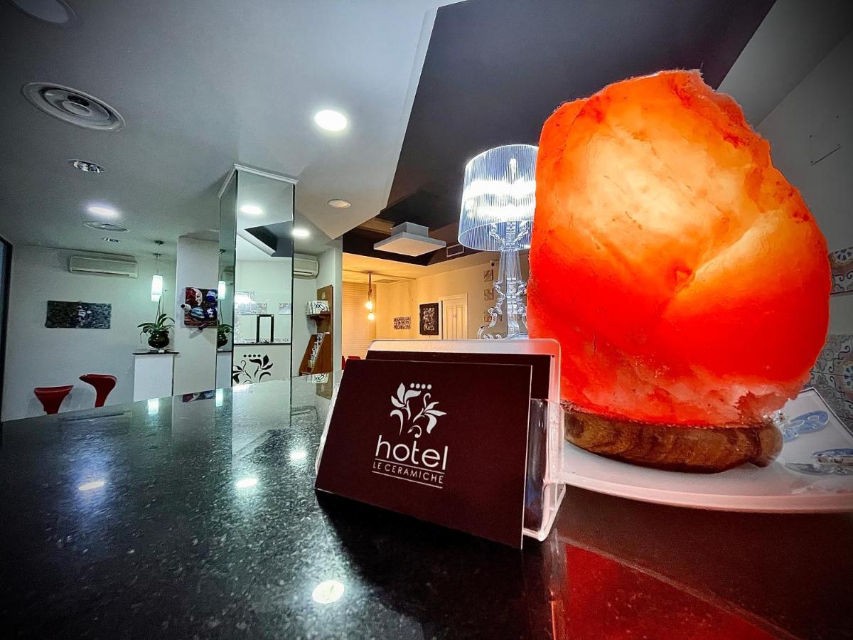 Hotel Le Ceramiche Cosenza Montalto Uffugo Esterno foto