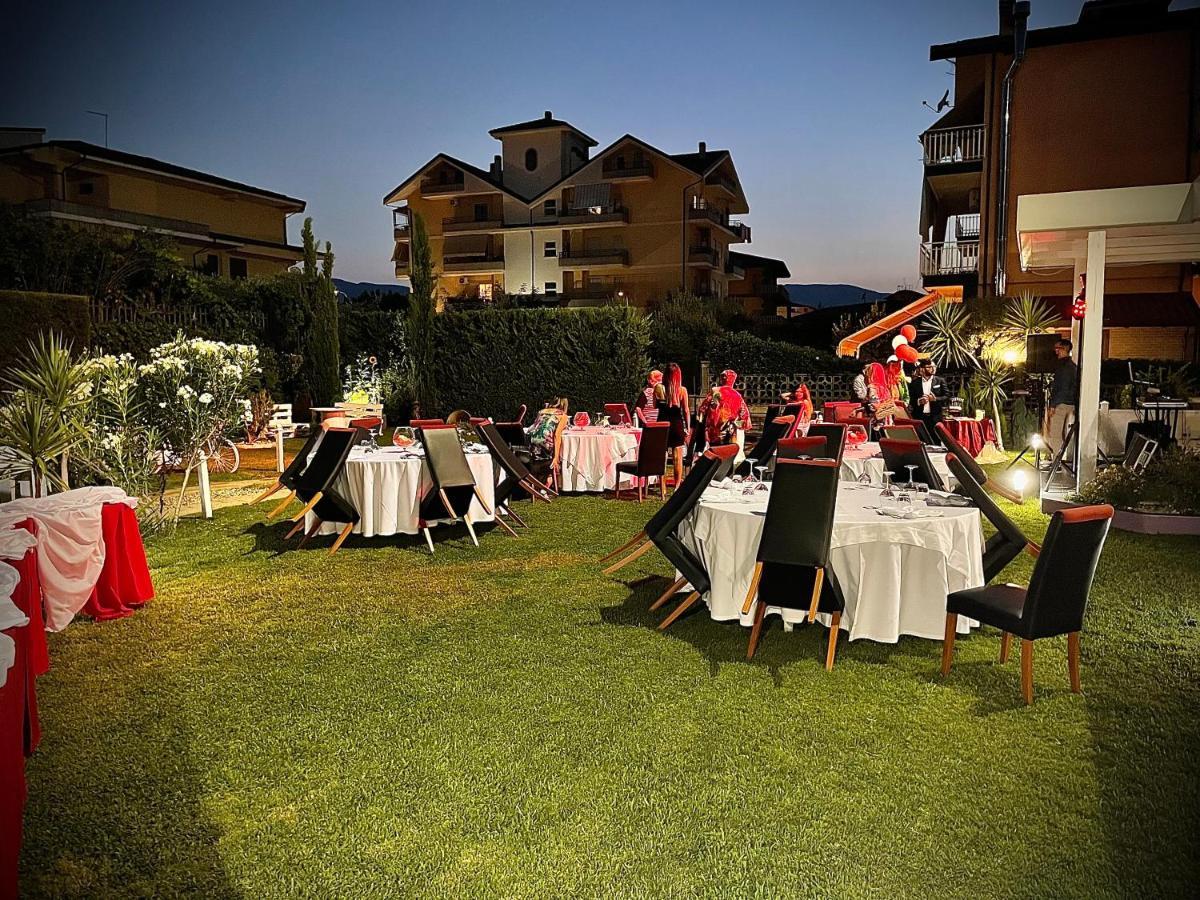 Hotel Le Ceramiche Cosenza Montalto Uffugo Esterno foto