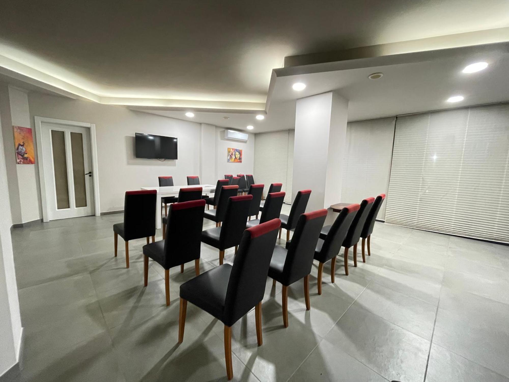 Hotel Le Ceramiche Cosenza Montalto Uffugo Esterno foto