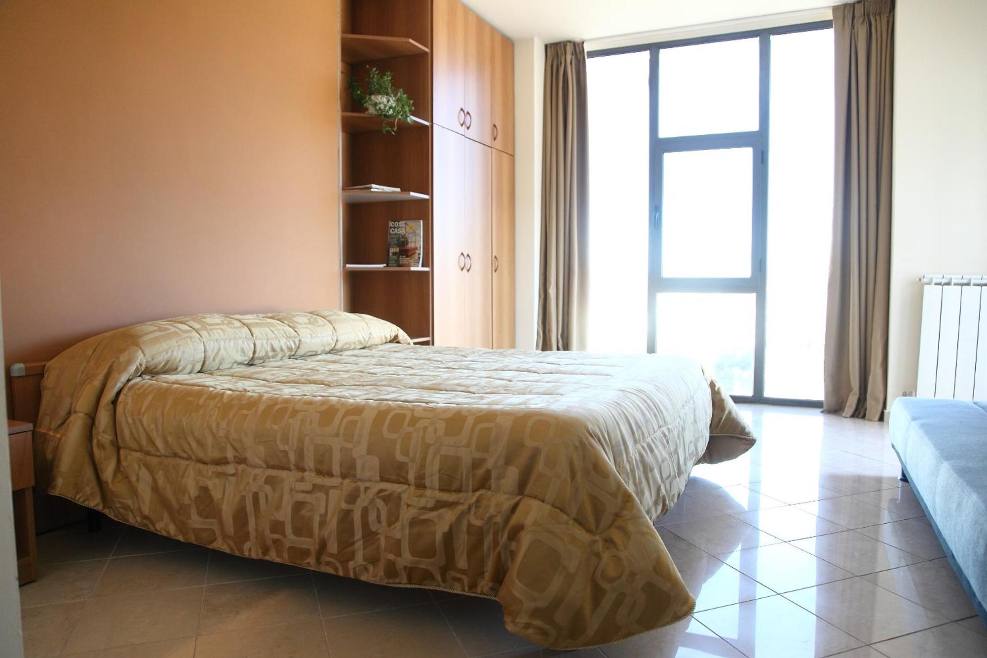 Hotel Le Ceramiche Cosenza Montalto Uffugo Camera foto