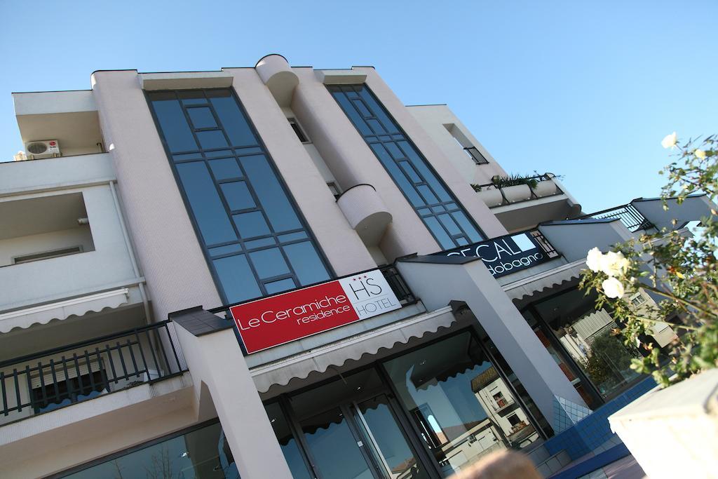 Hotel Le Ceramiche Cosenza Montalto Uffugo Esterno foto