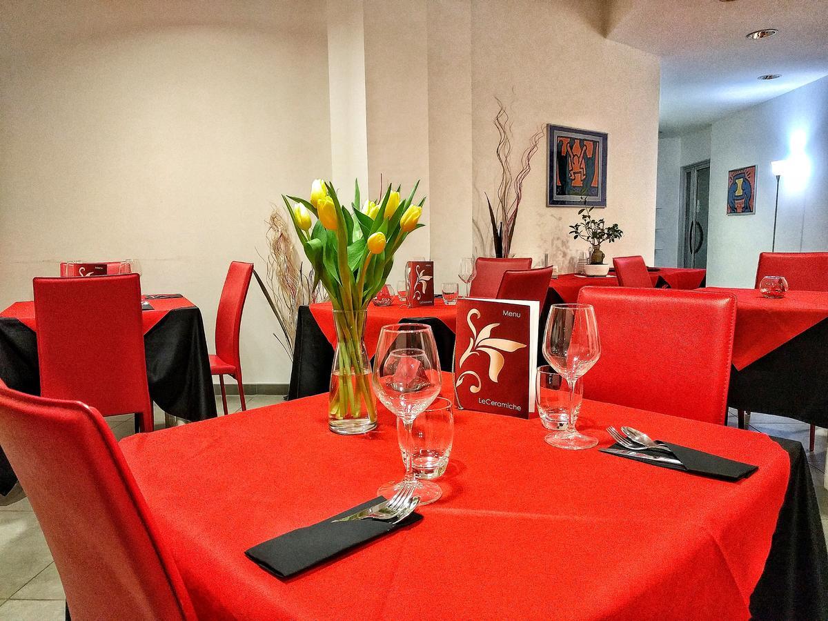 Hotel Le Ceramiche Cosenza Montalto Uffugo Esterno foto